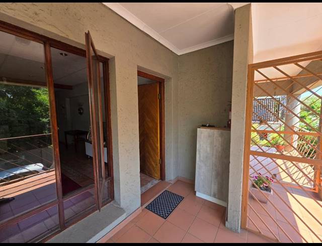 2 BEDROOM PROPERTY TO RENT IN VANDERBIJLPARK SW 5